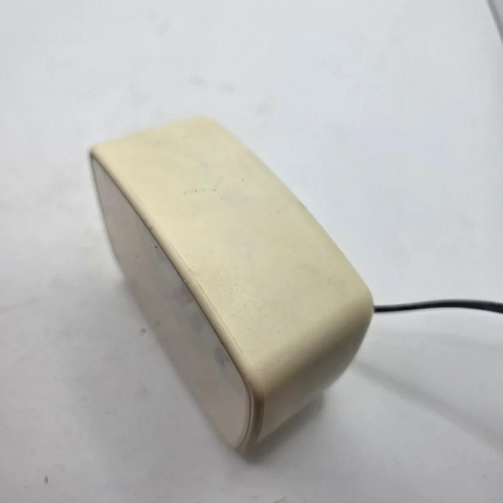 Vintage Advance Model 2049 Electric Analog Alarm Clock Ivory Cream Tested Works
